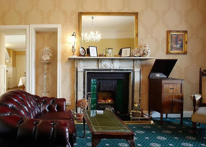 Belvedere Lodge
